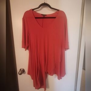 Bellissima Coral-ish/Pink Top